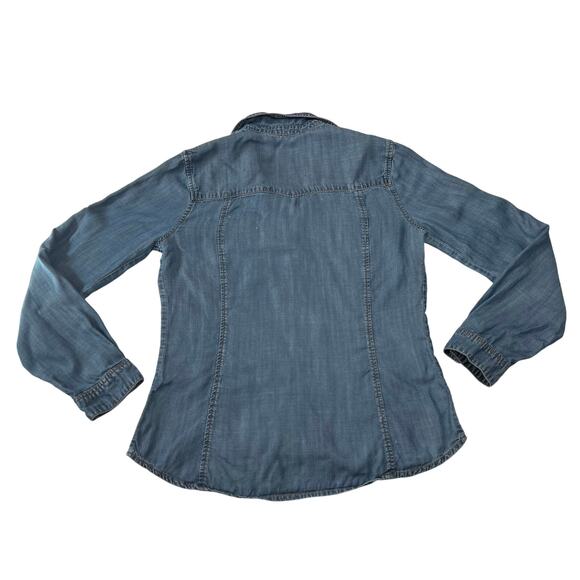 Cloth & Stone Chambray Button Up Shirt Size Medium Casual Lightweight Classic - Picture 2 of 12